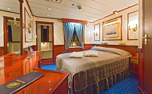 Star Clippers - Royal Clipper - Caribbean Grenadine Islands Barbados-Grenadines-Grenada-Grenadines-St. Vincent-Bequia-Martinique-Barbados — 5